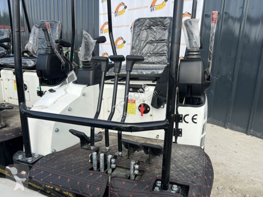 Escavadora JPC ht13
