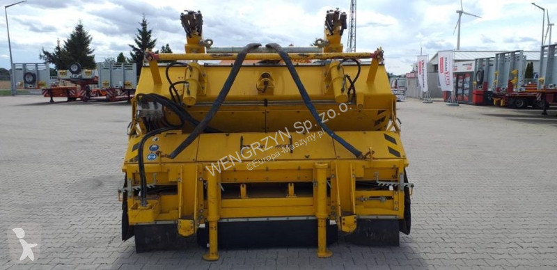 Rýpadlo  Zamiatarka do tłucznia | Ballast broom
