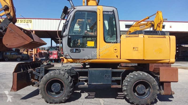 Escavatore Hitachi
