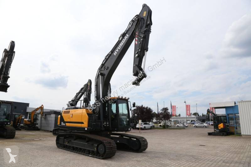 Escavadora Hyundai HX210AL