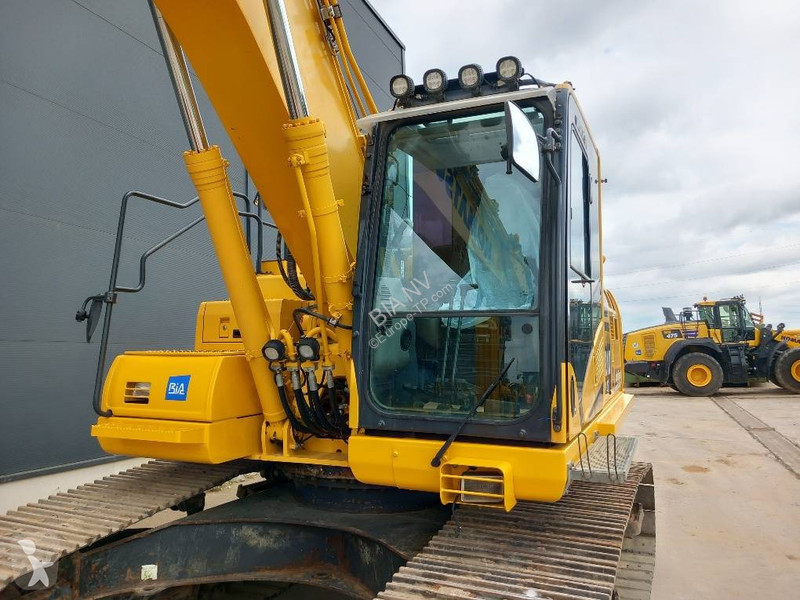 Excavator Komatsu I-11