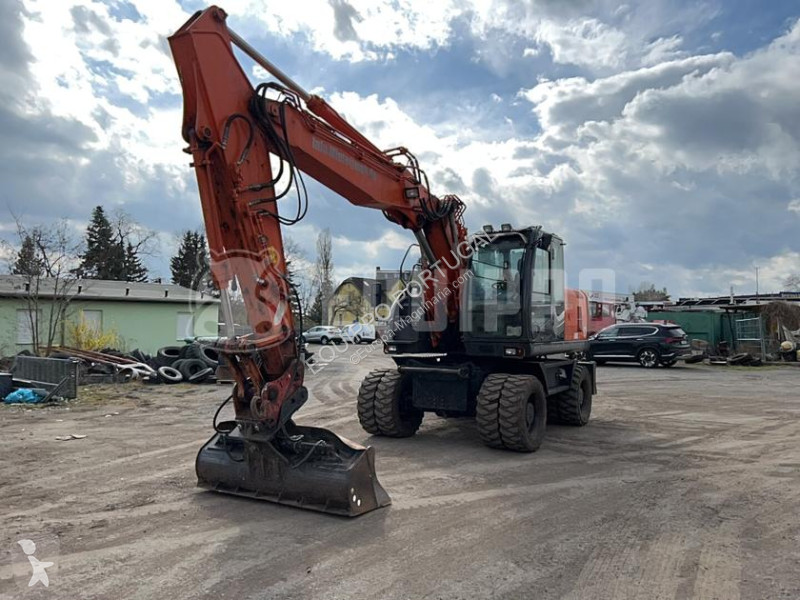 Escavadora Hitachi 170W-3