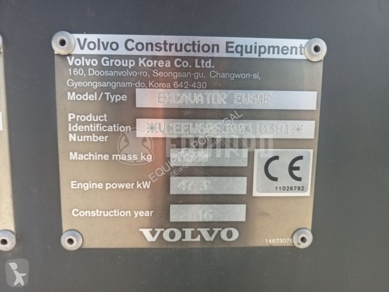 Rýpadlo Volvo EW60E with 5 buckets