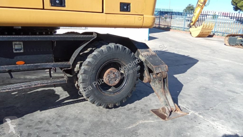 Excavator Caterpillar F