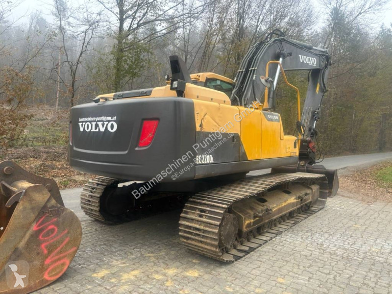 Lopatový nakládač Volvo DL