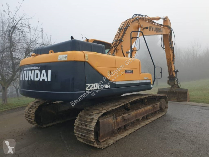 Lopatový nakládač Hyundai R 220 LC-9A