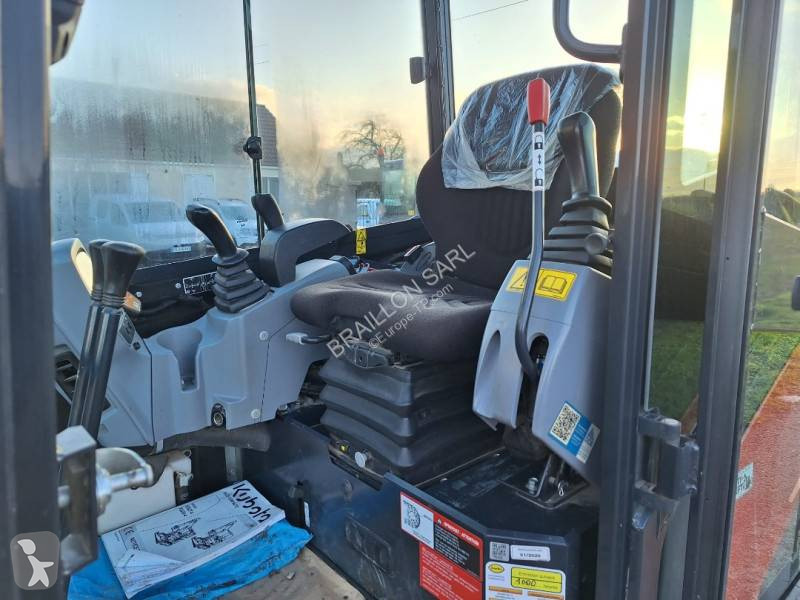 Skovel Kubota kx027-4