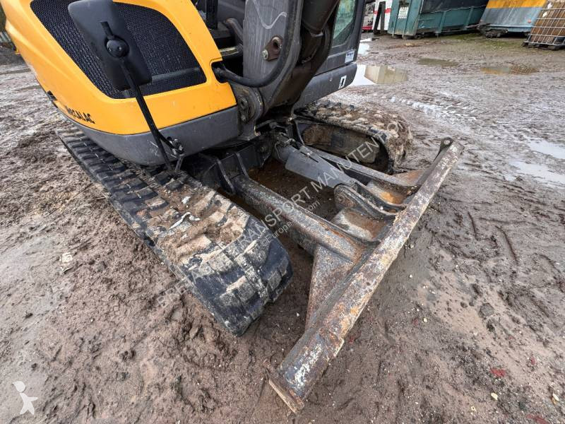 Excavator Mecalac