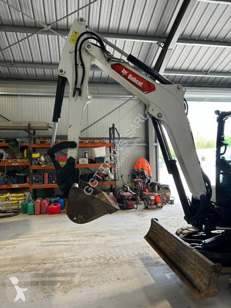 Escavadora Bobcat