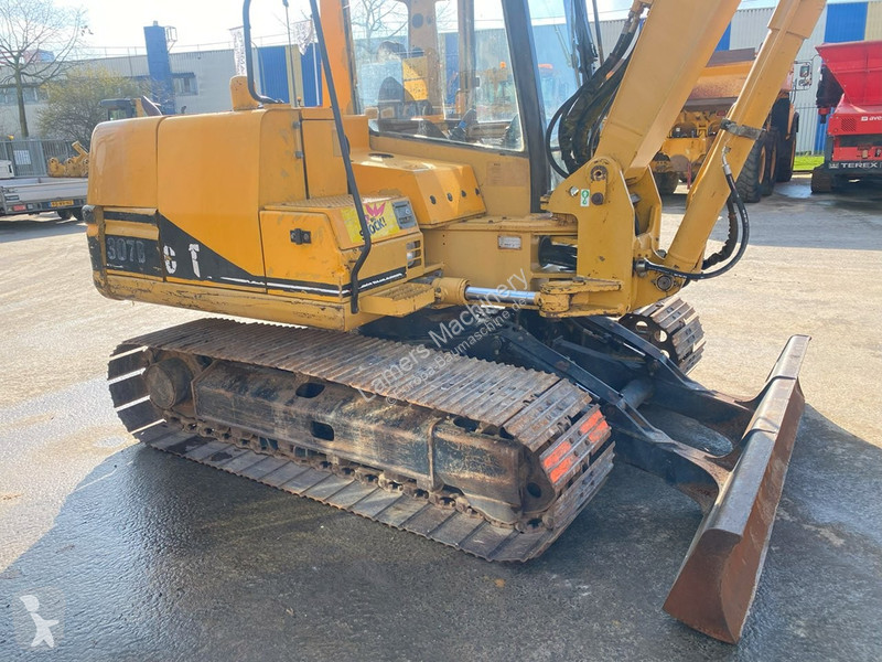 Excavadora Caterpillar NVT