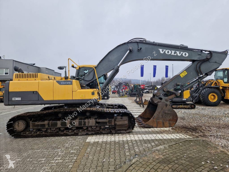 Excavadora Volvo L