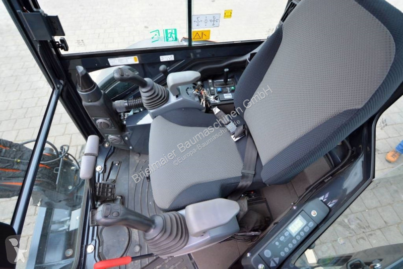 Escavatore Hitachi ZX 26 U-6