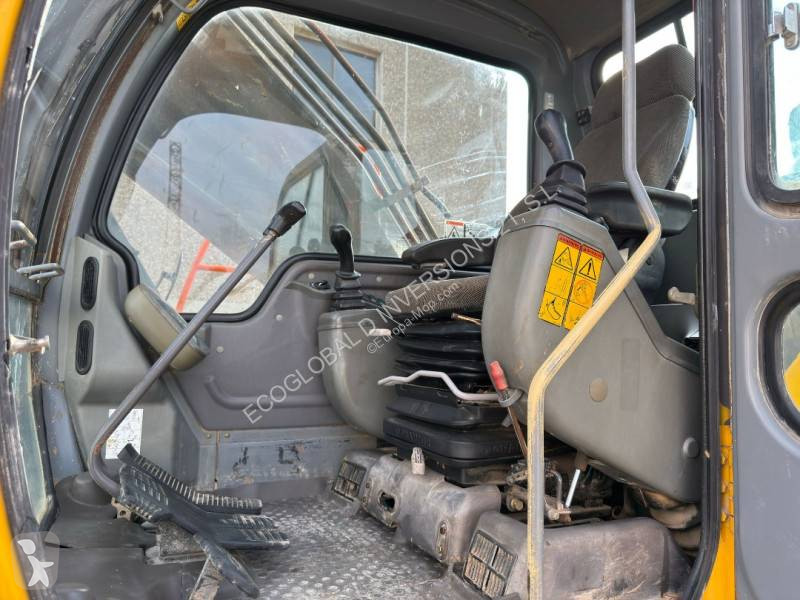 Excavadora Volvo