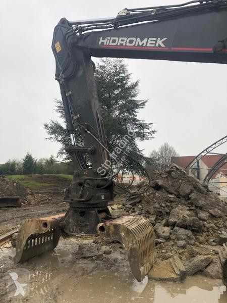 Escavadora Hidromek  HMK 230LC-4