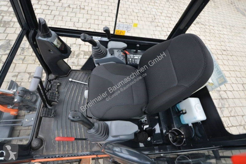 Escavatore Hitachi ZX 19-6