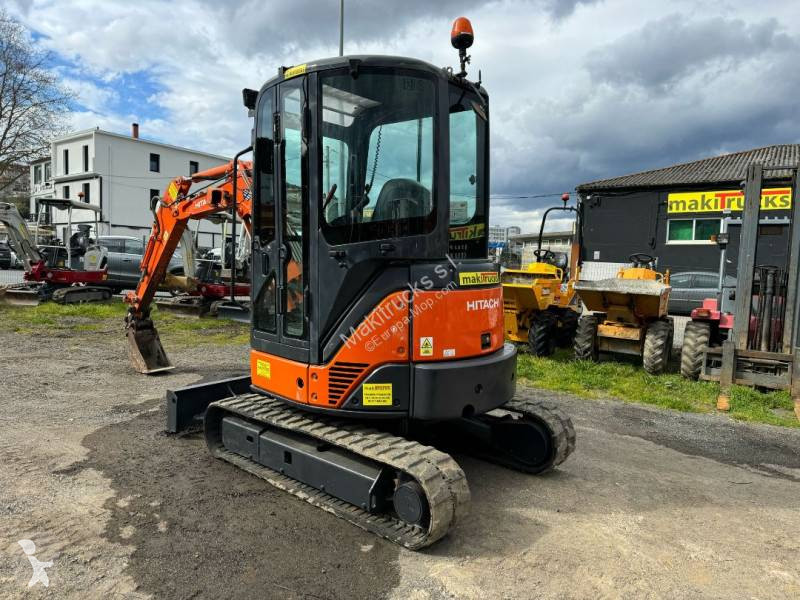 Escavadora Hitachi