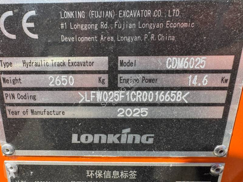 Escavadora Lonking CDM6025