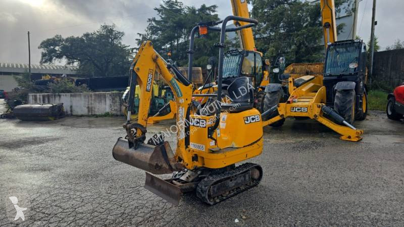 Excavator JCB