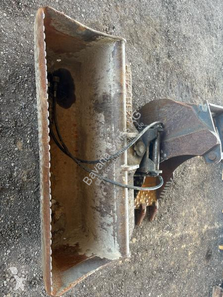 Escavadora Hitachi