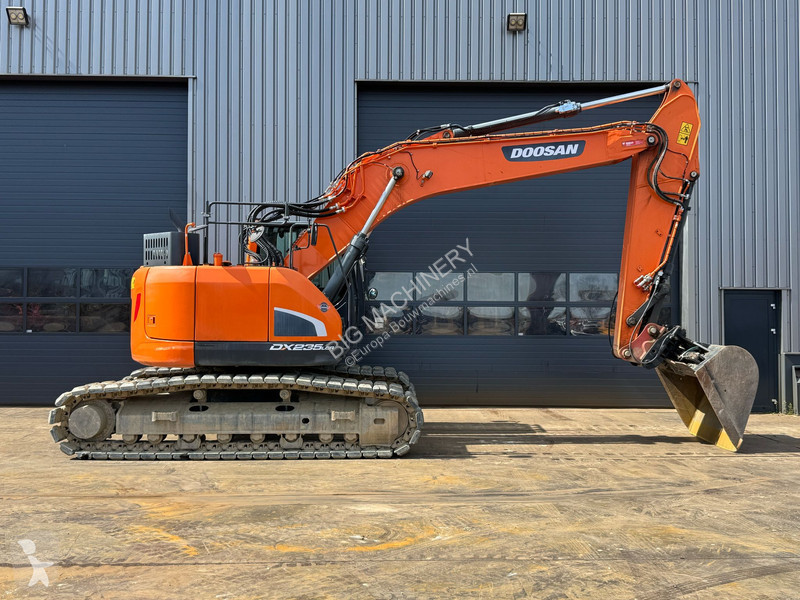 جرافة Doosan -5 - 680 hours