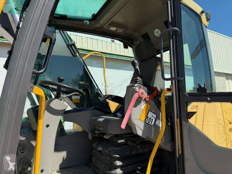 Excavadora Volvo