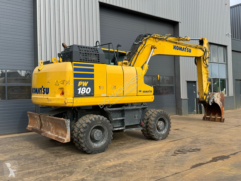 Graafmachine Komatsu -11