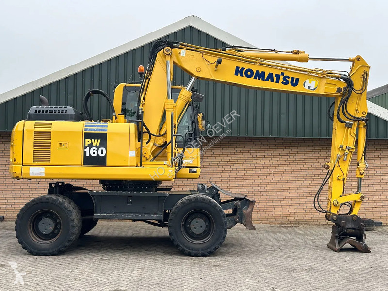 Escavadora Komatsu