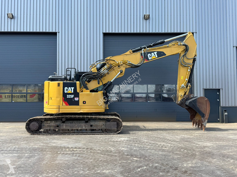 Excavator Caterpillar 325F LCR - 3 buckets