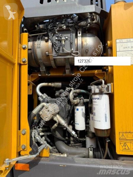 Escavadora Volvo EWR150E