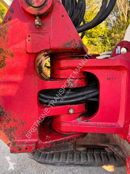 Escavadora Takeuchi