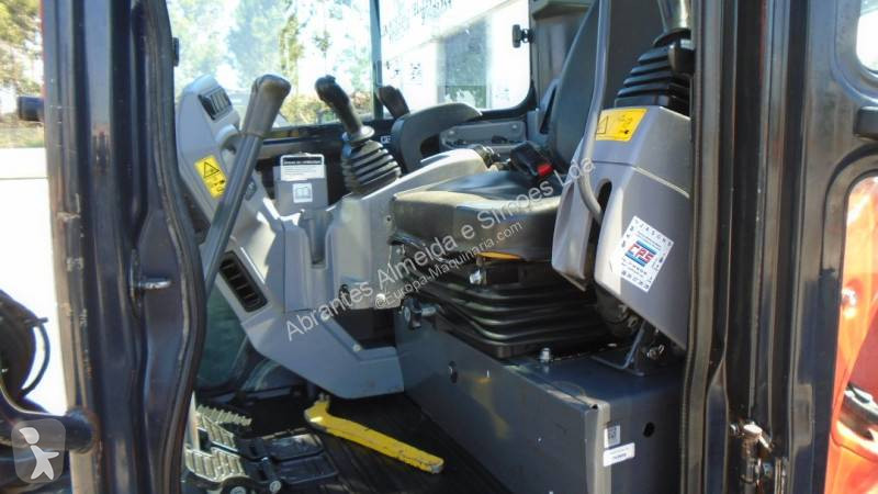 Escavadora Kubota