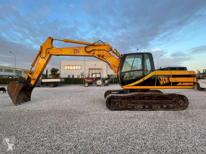 Escavatore JCB N