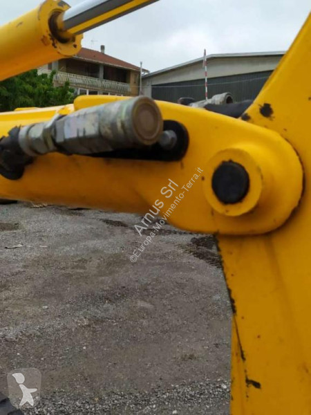 Escavatore JCB