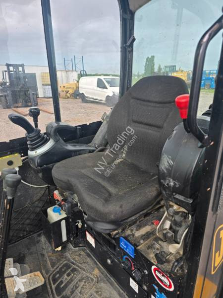 Graafmachine JCB 8026 CTS