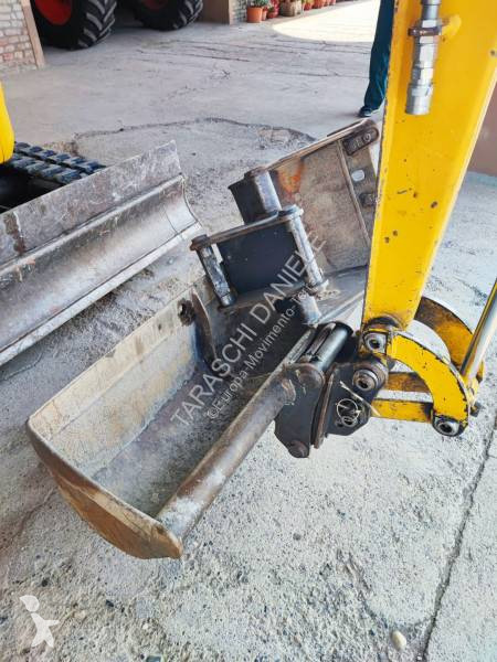 Escavatore Komatsu PC 16R HS