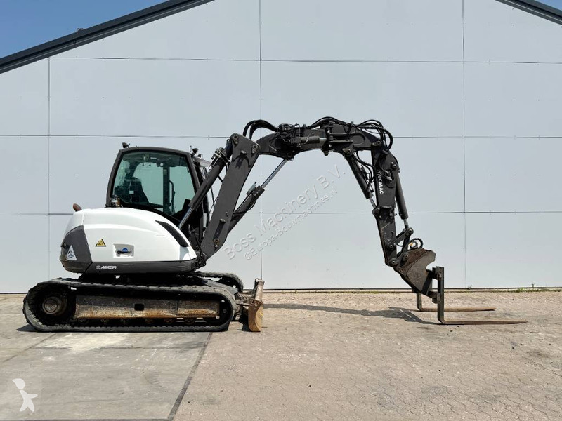 Excavator Mecalac - 6 Attachments Included!...