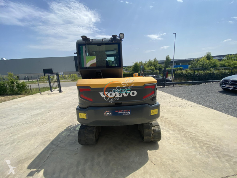 Lopatový nakládač Volvo EC60E