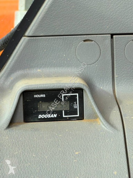 Excavadora Doosan LC-5