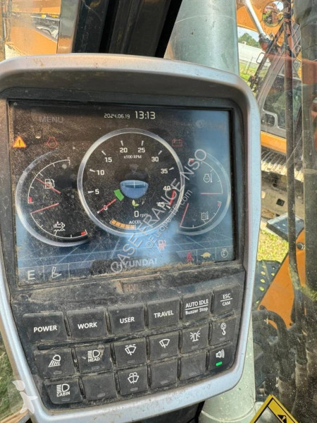 Excavadora Hyundai HX 145 LCR