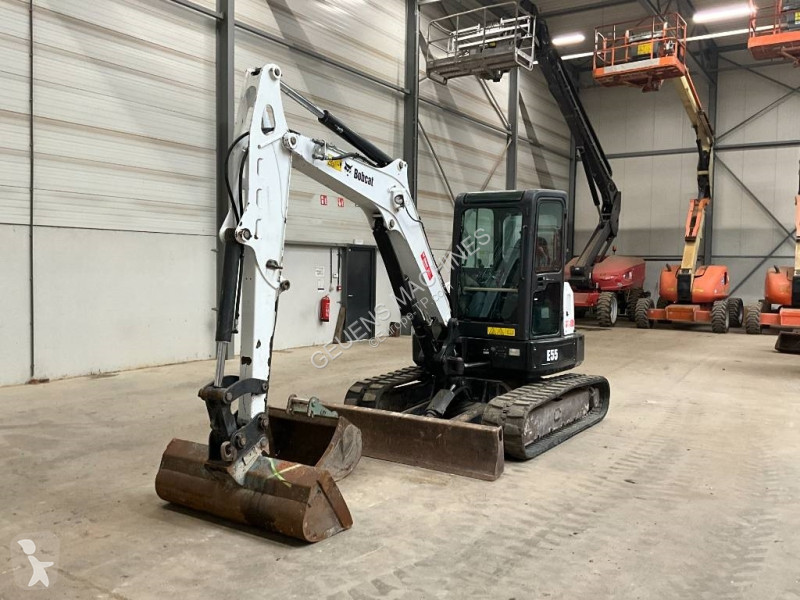 Escavadora Bobcat E 55