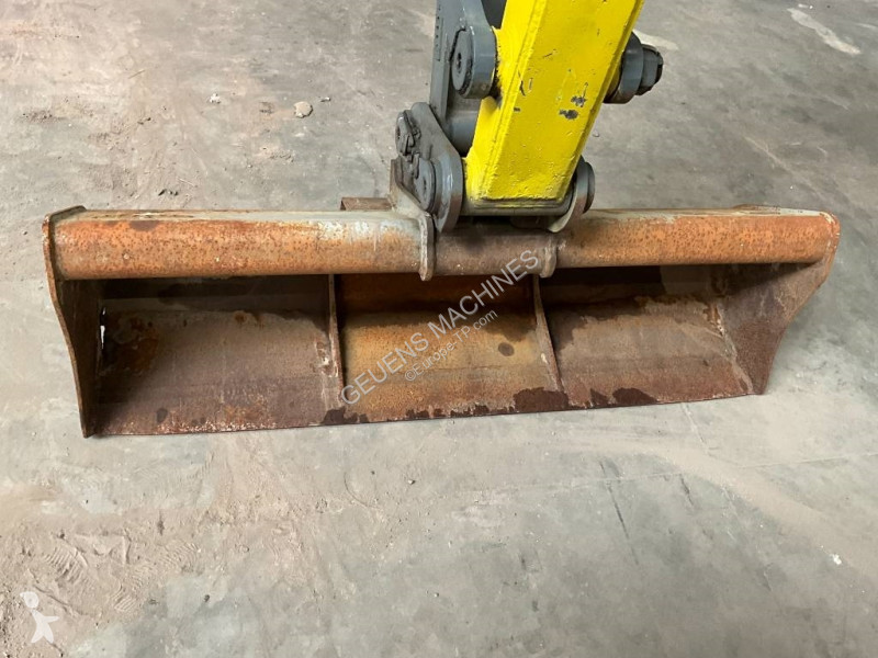 Escavadora Neuson 6503 WD