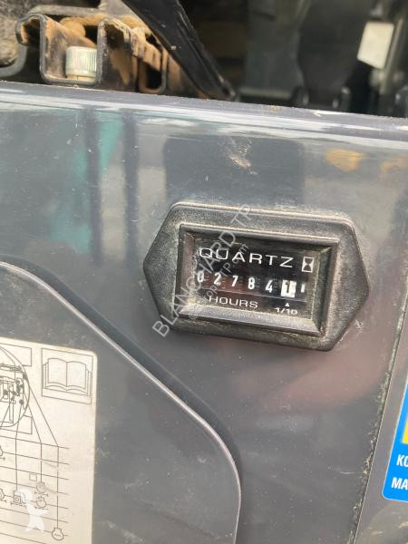 Escavadora Kobelco SK55SRX-6