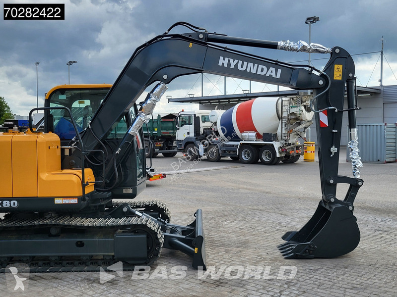 Excavator Hyundai HX80 N A/C - NEW UNUSED