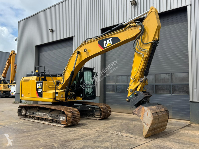 Excavator Caterpillar 320FL incl. 3 x Bucket