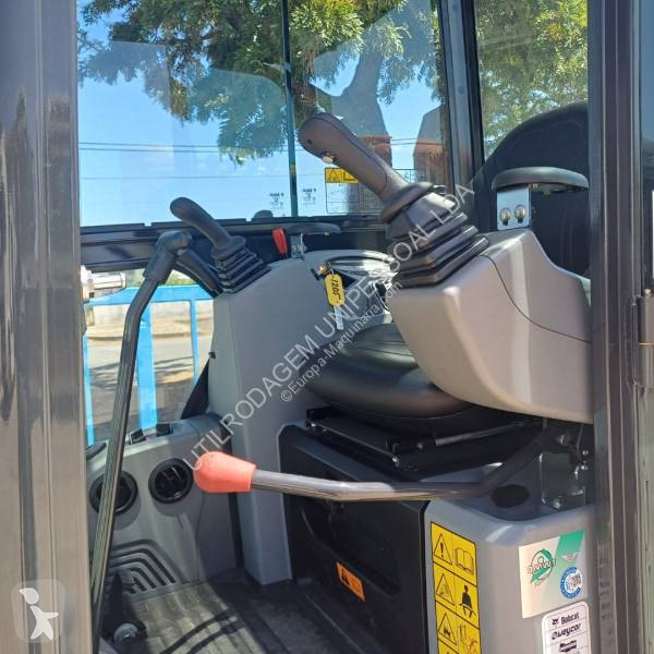 Escavadora Bobcat E 17