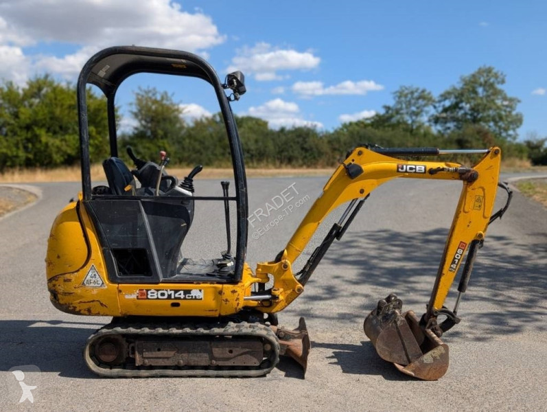 Escavatore JCB