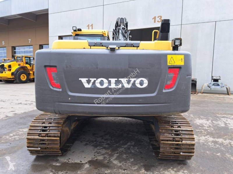 Lopatový nakládač Volvo DL
