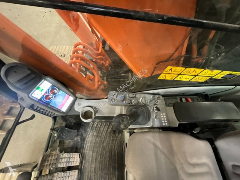 Escavadora Hitachi LC-5 B