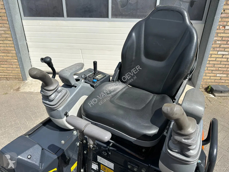 Graafmachine Hitachi ZX19U-6 YR