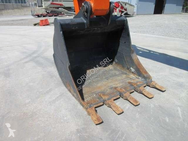 Escavadora Hitachi ZX160 LC-5B